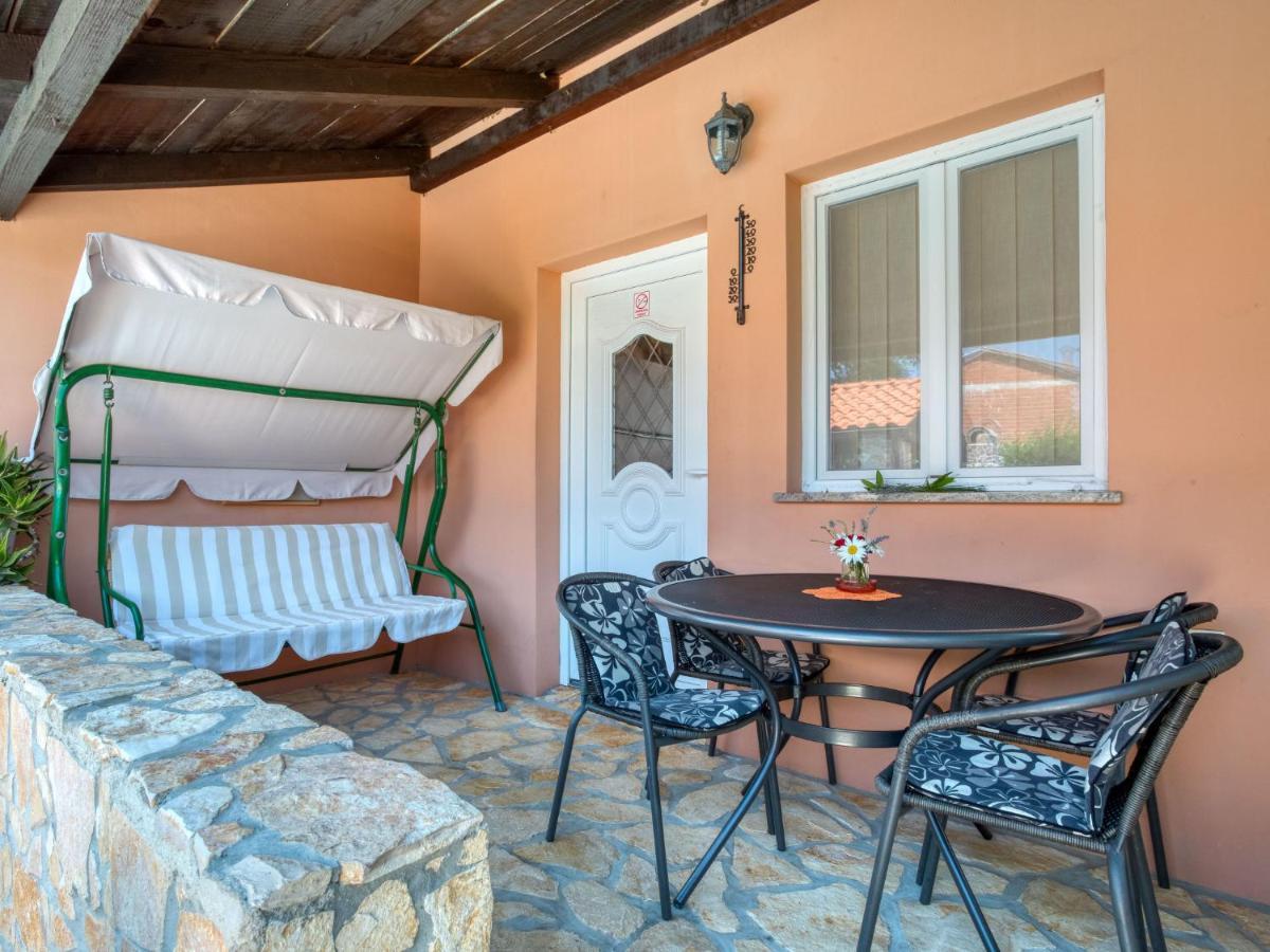 Holiday Home Ana - MLK135 Šilo Dış mekan fotoğraf