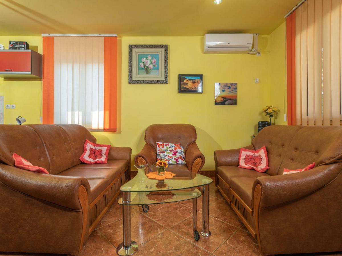 Holiday Home Ana - MLK135 Šilo Dış mekan fotoğraf
