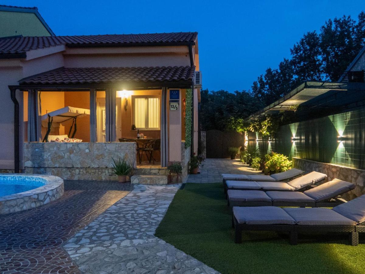 Holiday Home Ana - MLK135 Šilo Dış mekan fotoğraf